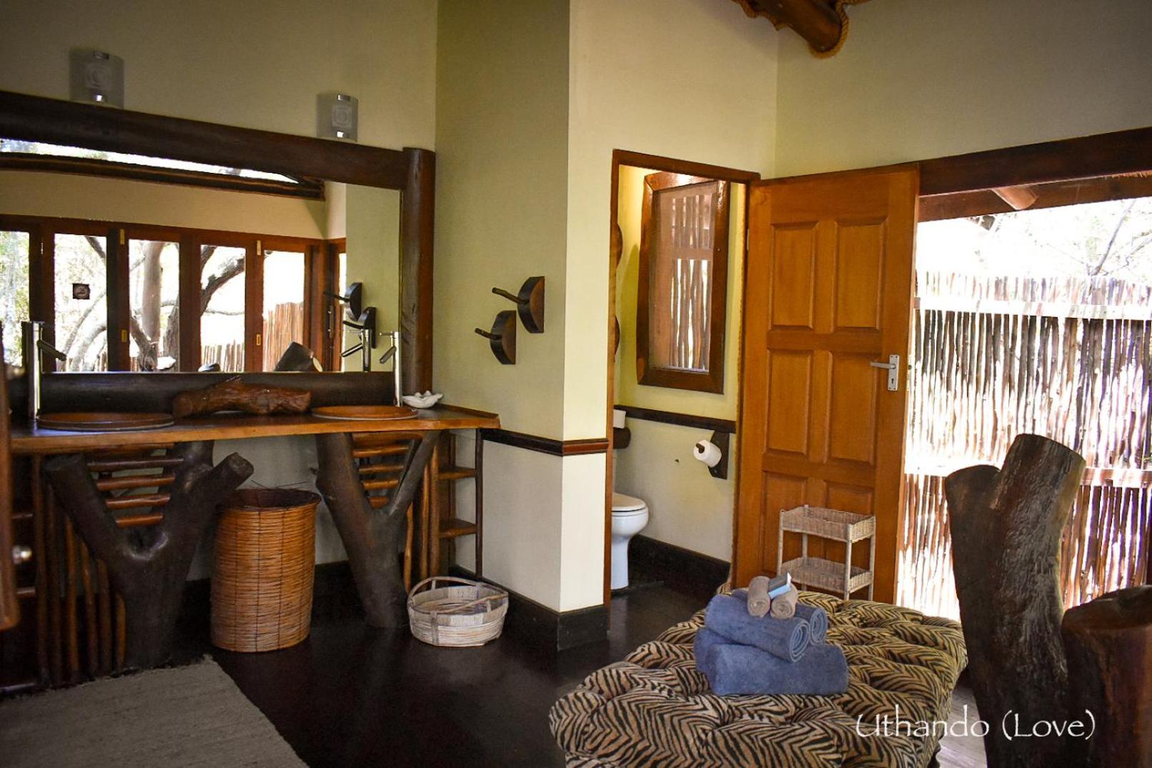 Ihlozi Bush Lodge 슐룰루웨 외부 사진